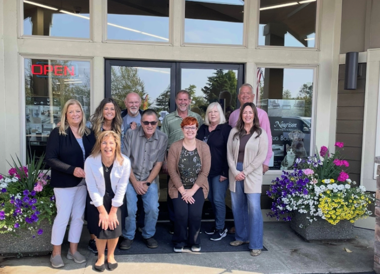 flooring experts helping customers